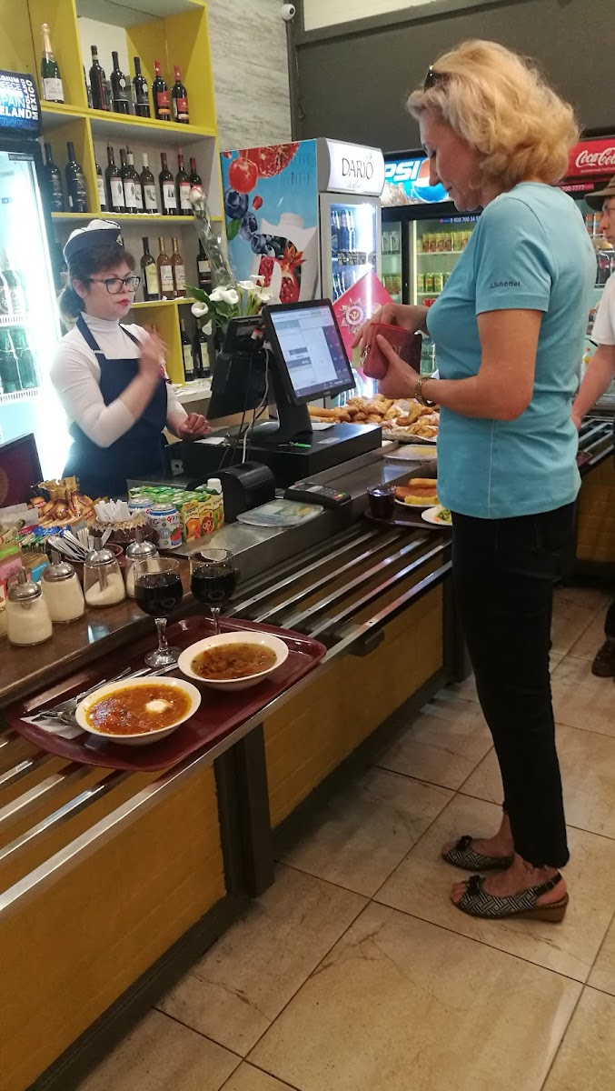 Столовая Адлер 50X50-8